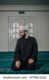 Muslim Man Praying Mosque Stock Photo 1970611616 | Shutterstock