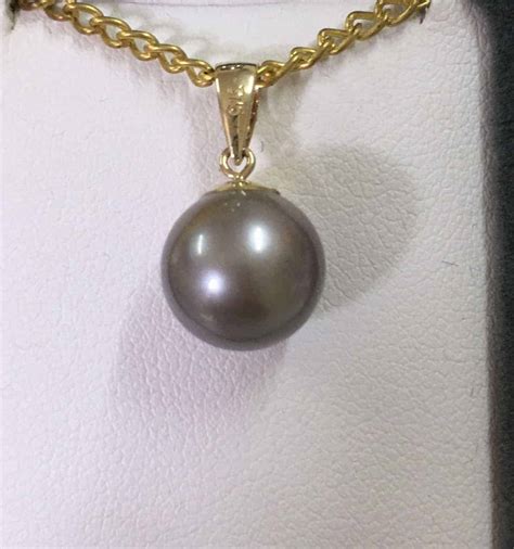 9ct Black pearl pendant (A3) - Island Craft Ltd Since 1942