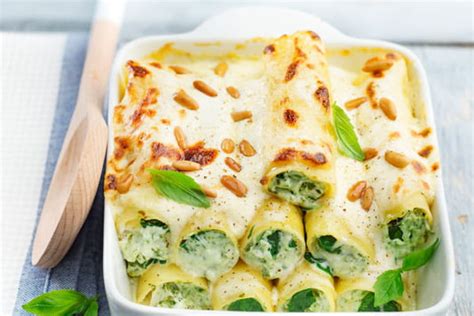 Recette de Cannelloni épinards chèvre et pignon