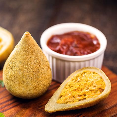 Massa De Coxinha Com O Caldo Do Frango - Coxinha de Frango Clássica - Receitas de ...