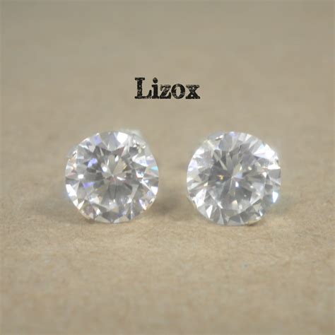 925 Sterling Silver Cubic Zirconia Ear Studs Lizox