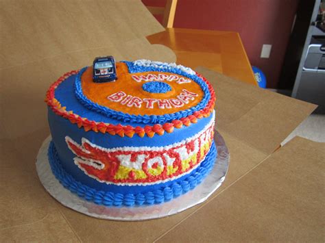Hot Wheels Cake The Flame Cake Decorating Community Cakes We