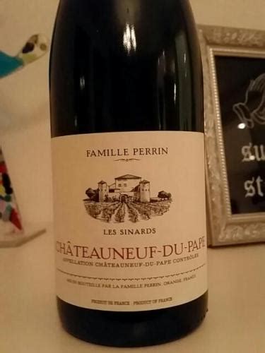 Famille Perrin Châteauneuf du Pape Les Sinards Blanc 2010 Wine Info