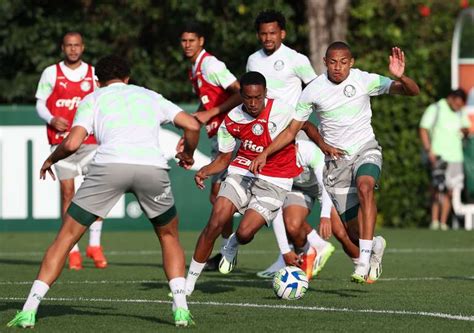 Ap S Empate No Derby E Tr S Dias De Folga Elenco Do Palmeiras Se