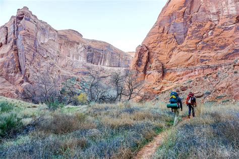 What to Expect When Hiking Utah's Coyote Gulch