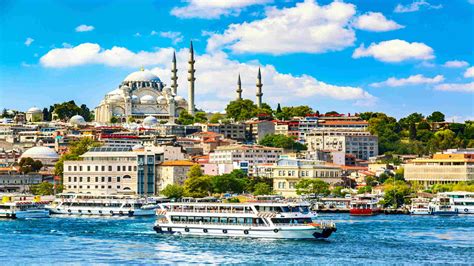 Bosphorus And Golden Horn 2 Hours Boat Tour Istanbul Les Arts Turcs