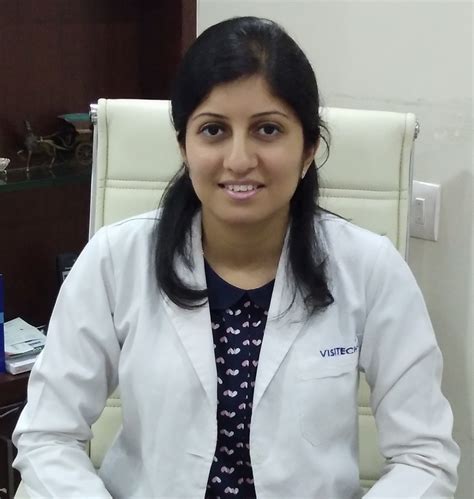 Dr Shilpa Singh Best Cataract Surgeon In Delhi Ophthalmologist In