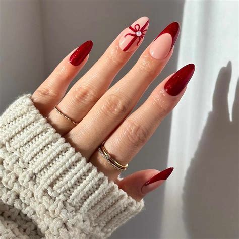 17 Red French Tip Manicures Trending For Holiday Parties And Beyond Xmas Nails Red Christmas