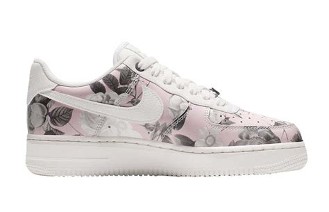 BUY Nike WMNS Air Force 1 Low Floral Summit White | Kixify Marketplace