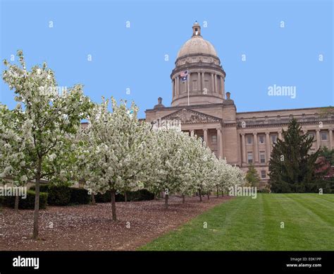 The Kentucky State Capitol building,Frankfort,Kentucky Stock Photo - Alamy