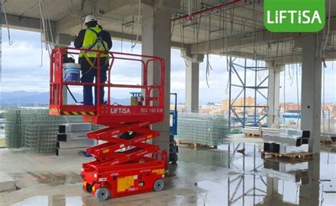 Qué permisos se necesitan para el uso de una plataforma elevadora