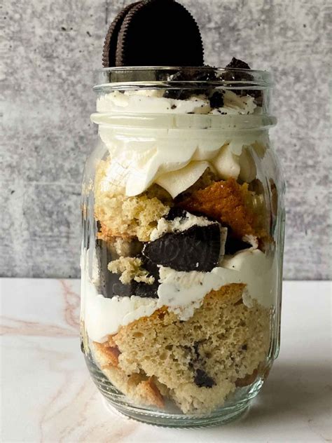 Cake In A Jar