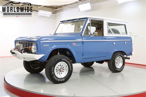 Ford Bronco 1969 Blue