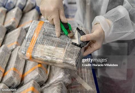 Cocaine Kilos Photos and Premium High Res Pictures - Getty Images