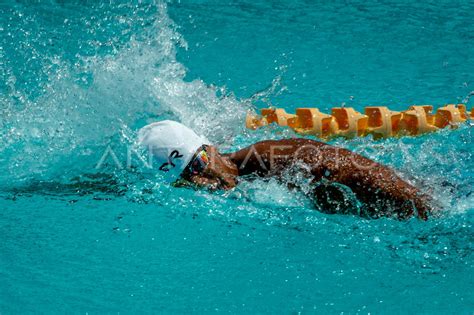 Medali Emas Renang Meter Gaya Bebas Putra Apg Antara Foto