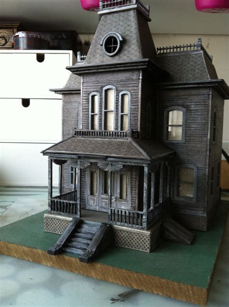 Bates Motel Wooden Model House – I Want It Black