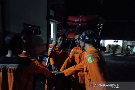 Basarnas Masih Cari Bocah Hanyut Di Sungai Brantas ANTARA News