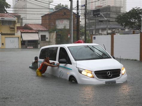 Maior Chuva Do Ano Em Fortaleza Registrada Em Horas Choveu