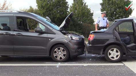 Sechs Verletzte Nach Verkehrsunfall Am Konrad Adenauer Ring