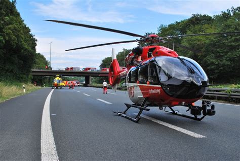 Fw Mk Schwerer Verkehrsunfall Auf Der Autobahn Zwei