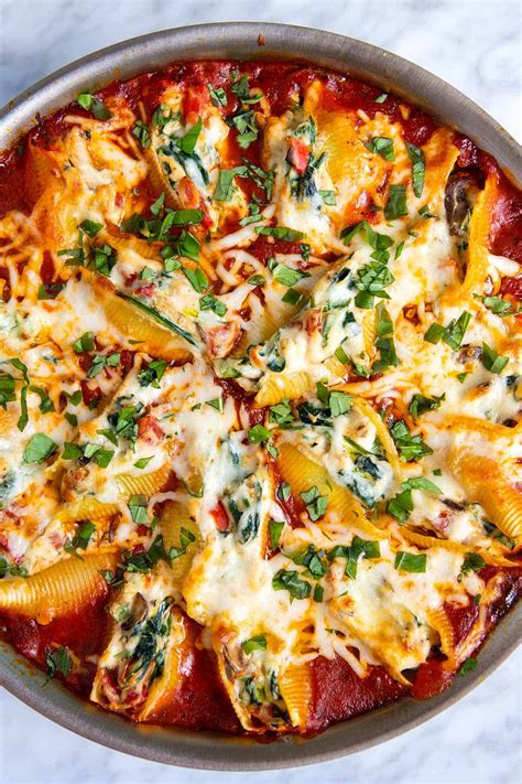 Cheesy Veggie Stuffed Shells Recipe