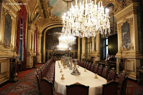 A Peek Inside the Louvre Palace (Palais du Louvre) | World In Paris