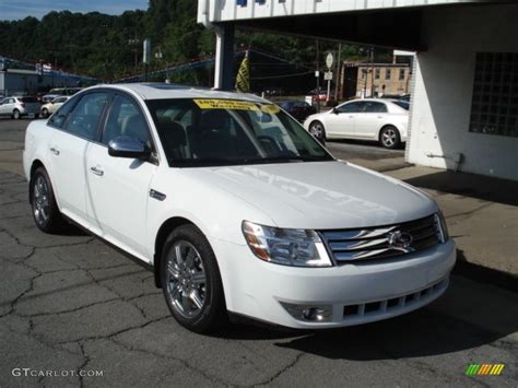 Oxford White Ford Taurus Limited Photo Gtcarlot