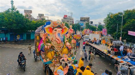 Biggest Ganesh Shobha Yatara Ganesh Immersion In Tank Bund Ganesh