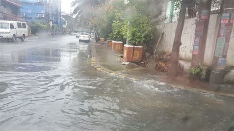 Look Flooding Hits Qc Streets Amid Heavy Rain Wednesday Inquirer News