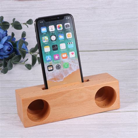 Vertical Wood Mobile Phone Holder Simple Vehicle Mounted Phone