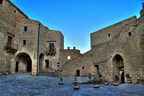 Storia E Cultura Della Sicilia Castello Di Carini Sicilia Italia