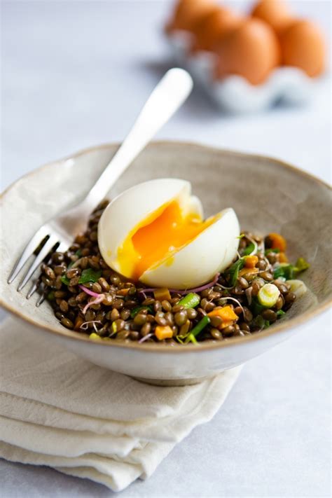 Lentilles En Salade Et Oeufs Mollet