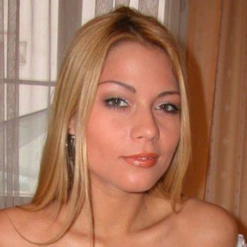 Adriana Malkova Babe Page Watch This Adult Model On Freeones