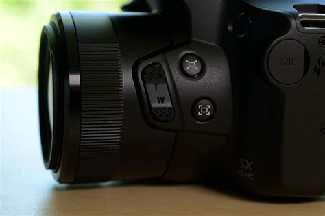 Canon PowerShot SX70 HS Review: A Solid Superzoom Camera