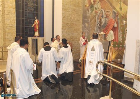 DEDICAÇÃO DA IGREJA MATRIZ NOSSA SENHORA APARECIDA GAUCHA DO NORTE MT