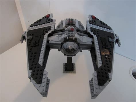 Review 9500 Sith Fury Class Interceptor Lego Star Wars Eurobricks Forums