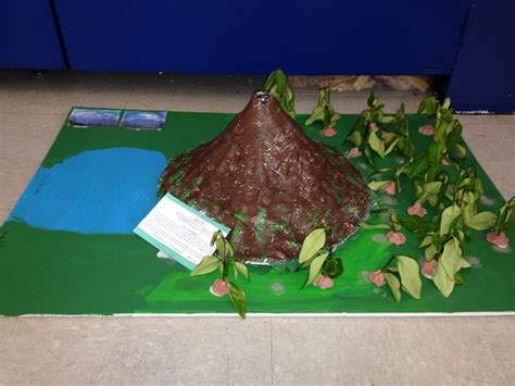 6th Grade Volcano Project Pictures - Mrs. Robbins 7th Grade