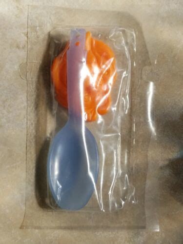 Kelloggs Cereal 1994 Disneys Lion King Color Changing Spoons Mufasa