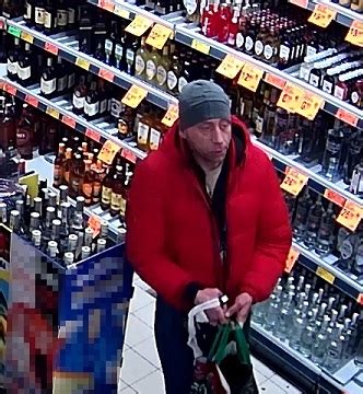 Poszukiwany za kradzież alkoholu Rozpoznajesz tego mężczyznę