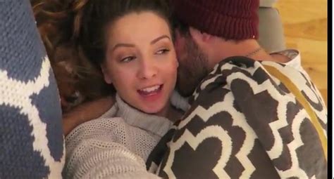 Zoe And Alfie Sofa Snuggles Goals Cute Together Forever