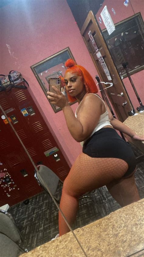 Chrishaun Rock On Twitter RT Dezj95 She Bad Asf No Cap