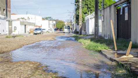 Moradores denunciam vazamento de água no bairro São Cristóvão GP1