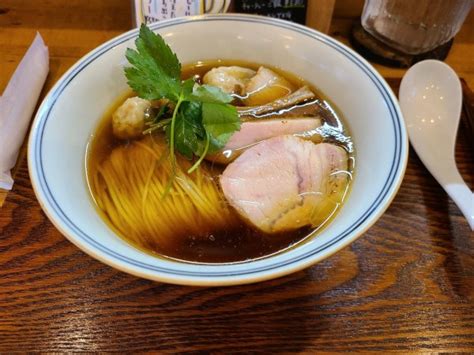 『特製醤油らぁ麺』ramen Feelのレビュー ラーメンデータベース