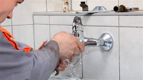 How To Fix Common Leaks Basic Plumbing Youtube