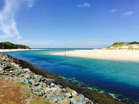 Hayle Estuary. PorthKidney on the left Hayle beach on the right. : r/Cornwall