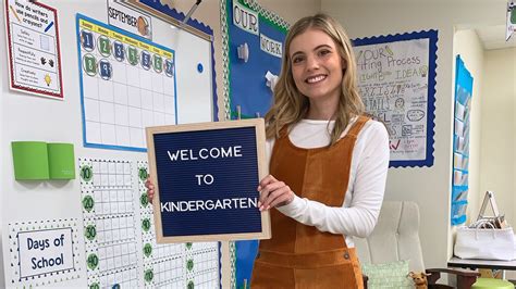 Lake Stevens kindergarten teacher goes viral on TikTok | Seattle Refined