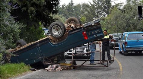 Pierde El Control De Su Camioneta Y Sufre Volcadura En Carretera Toluca Tenancingo Toluca