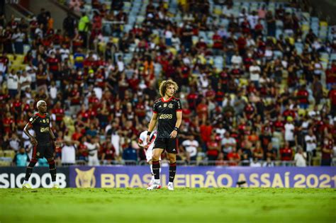 David Luiz Celebra Retorno Aos Gramados Gazeta Esportiva