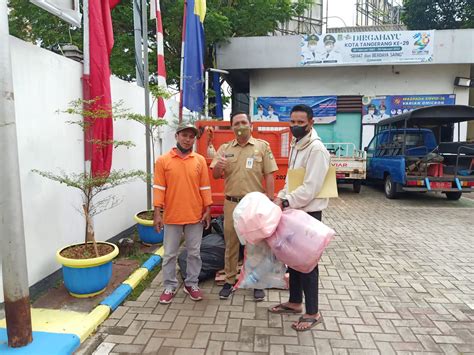 KEC CILEDUG Kecamatan Ciledug Adakan Gerakan Sedekah Sampah Pada HPSN