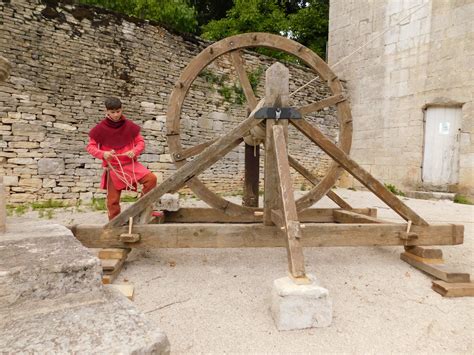 Montsaugeon Une Visite Et Des Spectacles Sur Le Monde M Di Val